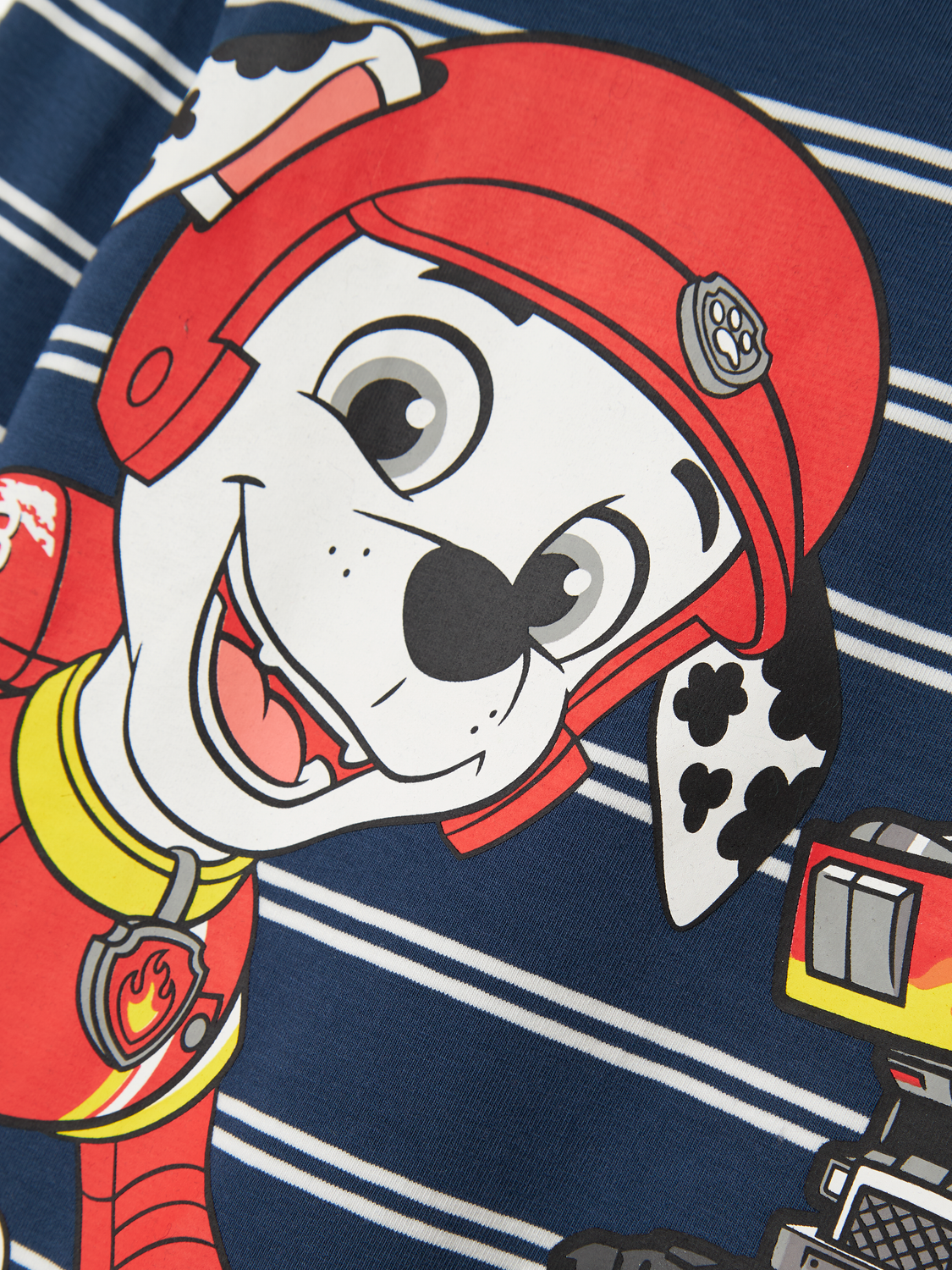 model_shot-front_full